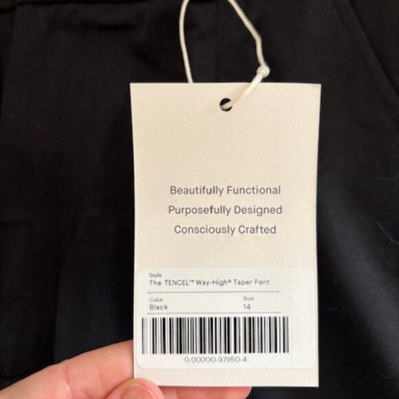 Everlane Pants Size 14 - The Draper Tapered Pant in Buttersmooth Black - Picture 4 of 6